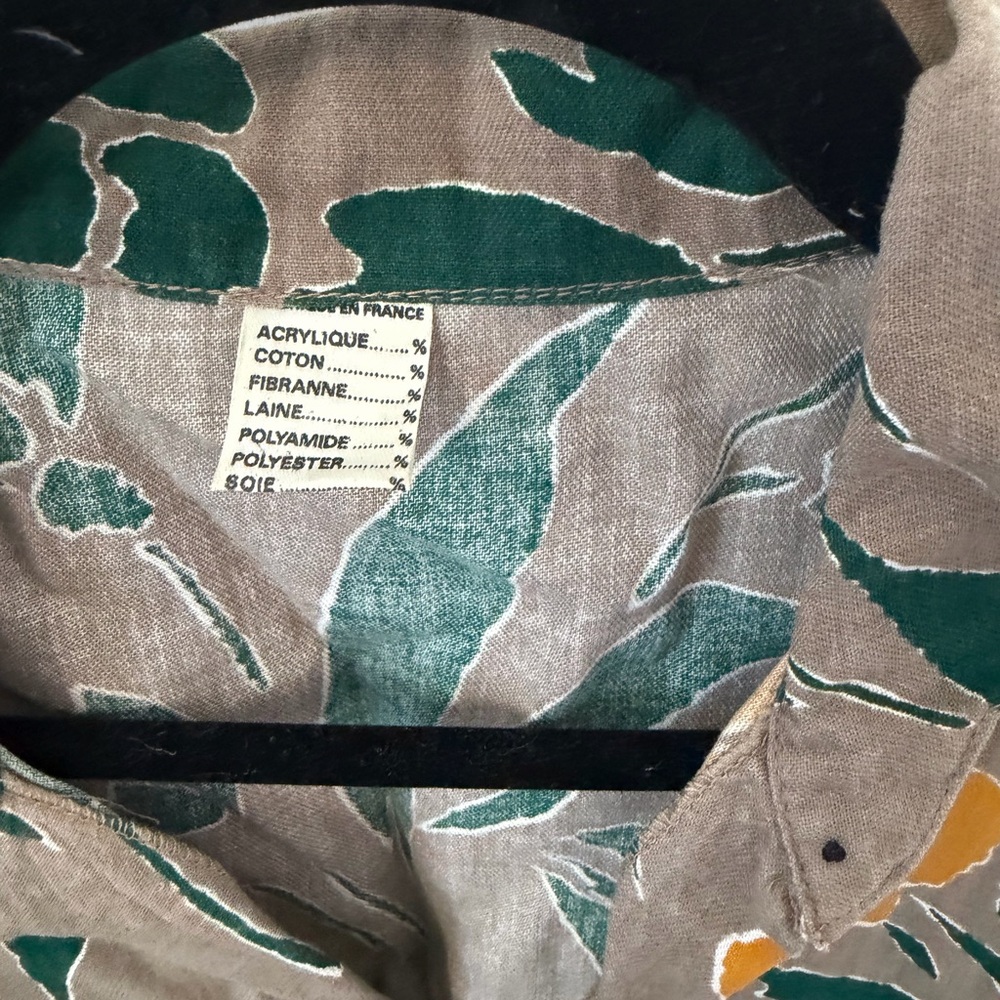 Vintage Floral Graphic-Top Purchased in Paris - Picture 2 of 5